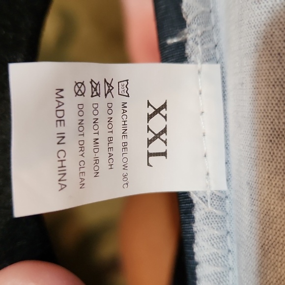 NWOT! Skull diamond top - Picture 8 of 9